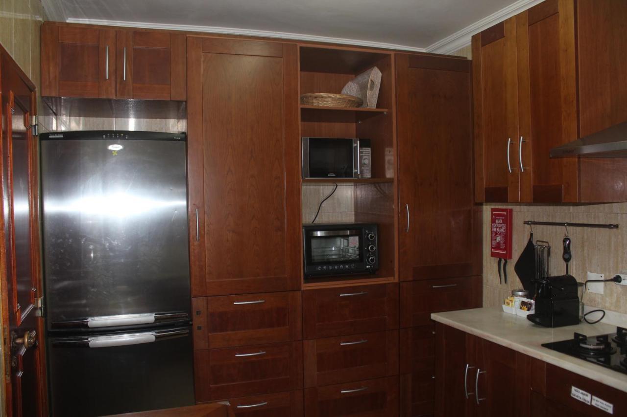 Brito'S House Apartment Alcabideche Bagian luar foto